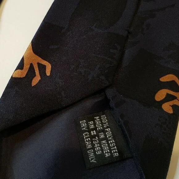 The Looney Tunes Posse 90s Vintage Necktie Tie - Picture 6 of 7